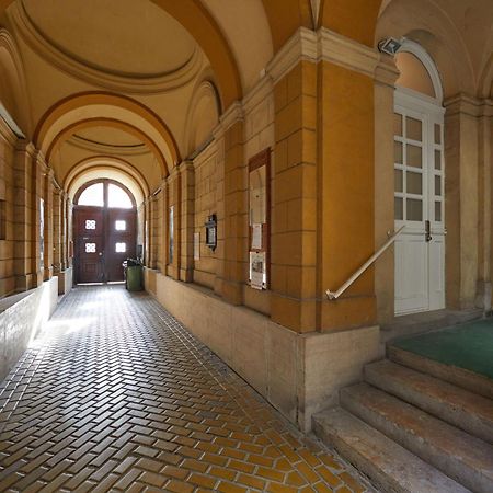 Fewo Oktogon Budapest Ngoại thất bức ảnh