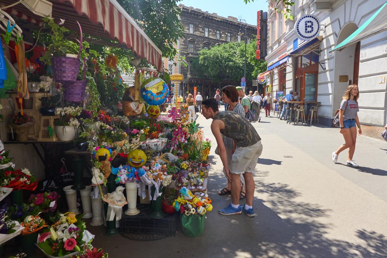 Fewo Oktogon Budapest Ngoại thất bức ảnh