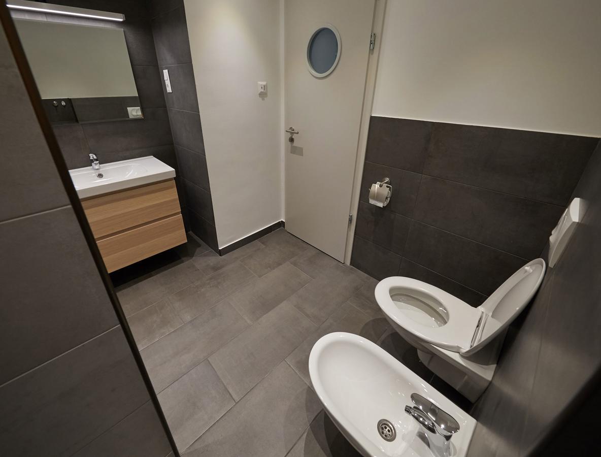 Fewo Oktogon Budapest Ngoại thất bức ảnh