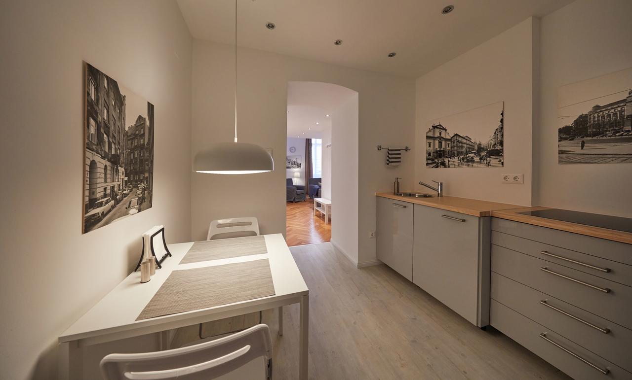 Fewo Oktogon Budapest Ngoại thất bức ảnh